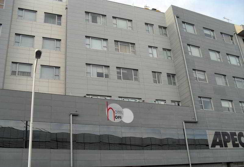 Hotel Ofi La Coruña Esterno foto
