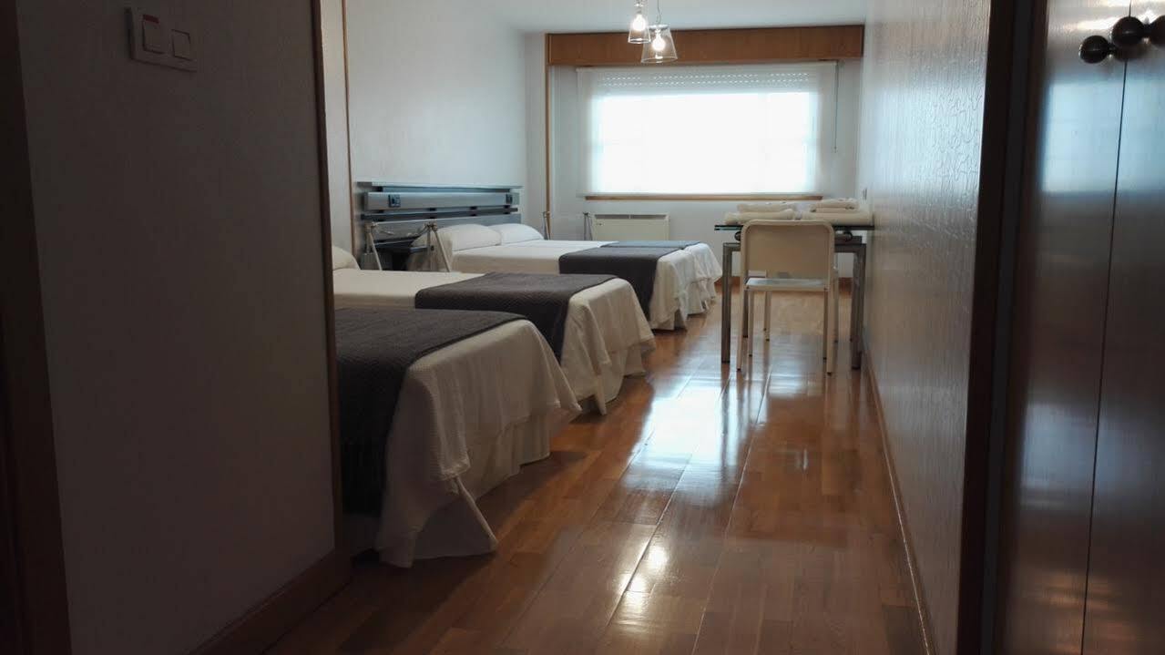 Hotel Ofi La Coruña Esterno foto